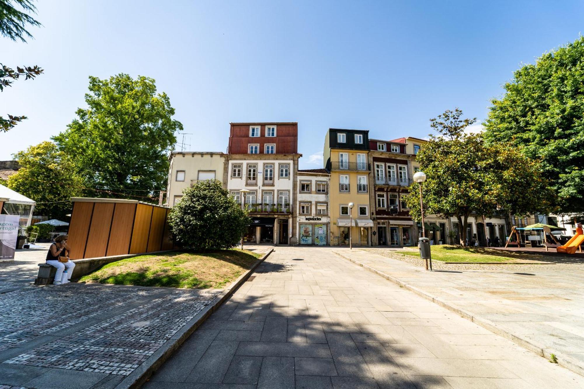 On The Square Flat - City Center By House And People Braga Eksteriør billede